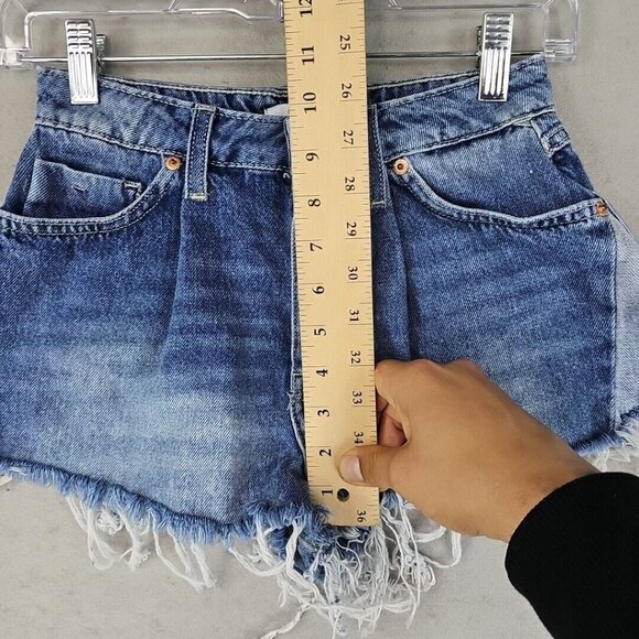 FOREVER 21 Mini Shorts Womens Size 24 Blue Button Fly Cheeky Daisy Dukes Cowgirl - Picture 6 of 11